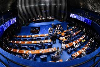 Projeto amplia de 40 para 60 salários mínimos o valor máximo de pequenas causas