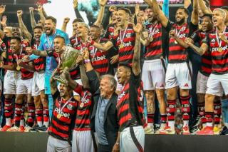 Flamengo é bicampeão carioca após empate sem gols com Fluminense
