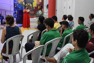 Cultura e Juventude realiza Café Literário em homenagem especial às mulheres e lançamento de livro